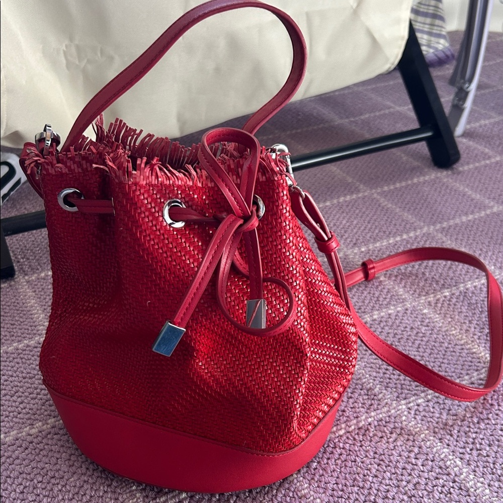 Zara Elegant Red Women's Bucket Bag